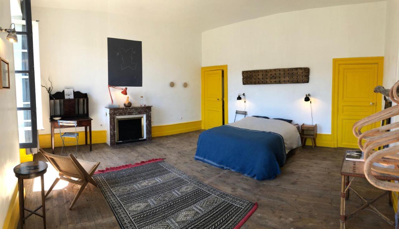 Maison Cha-Ri-Va-Ri Lavoûte-Chilhac Kültér fotó